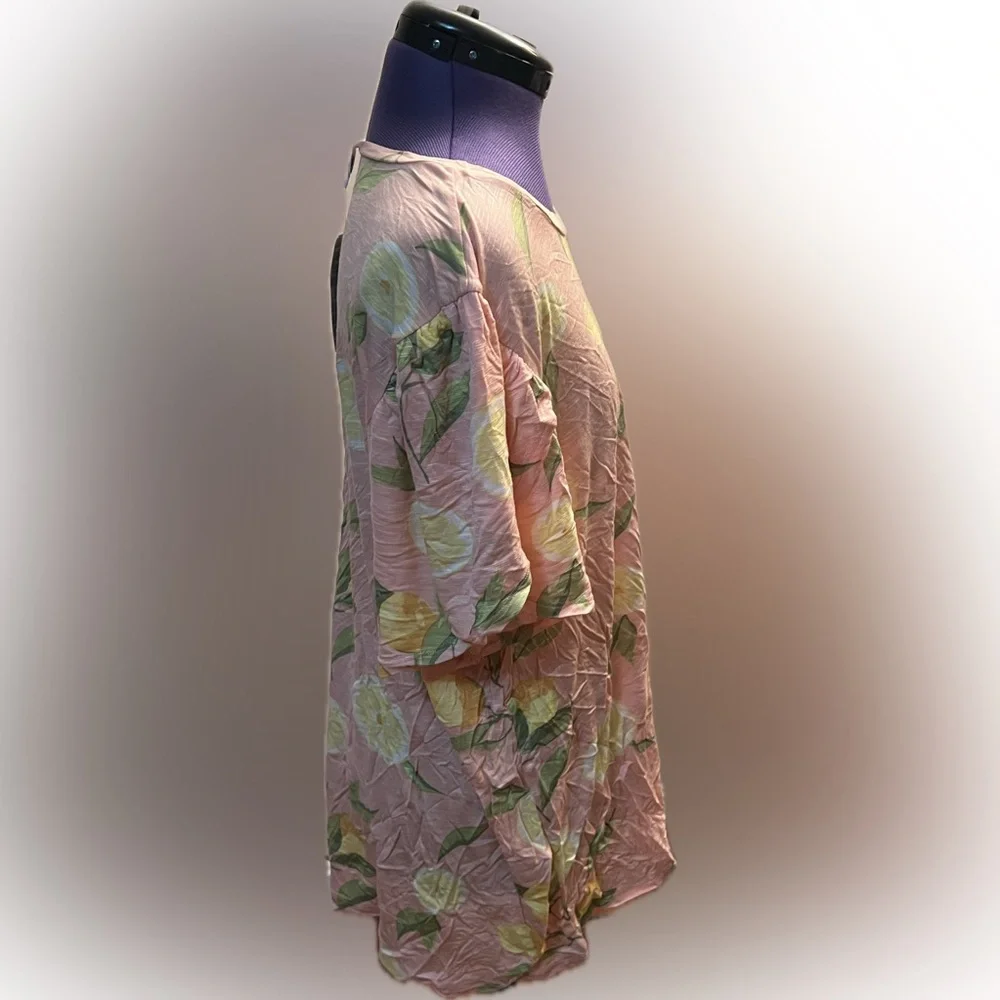 Lularoe Olive Tulip Sleeve Top Size 2XL